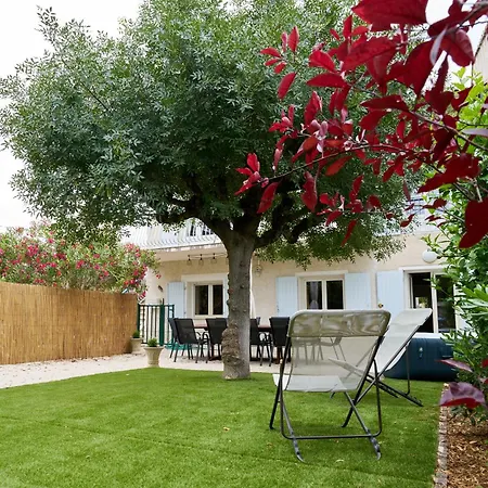 Maison Familiale Avec Jacuzzi, Quartier Calme Avignon Buitenkant foto