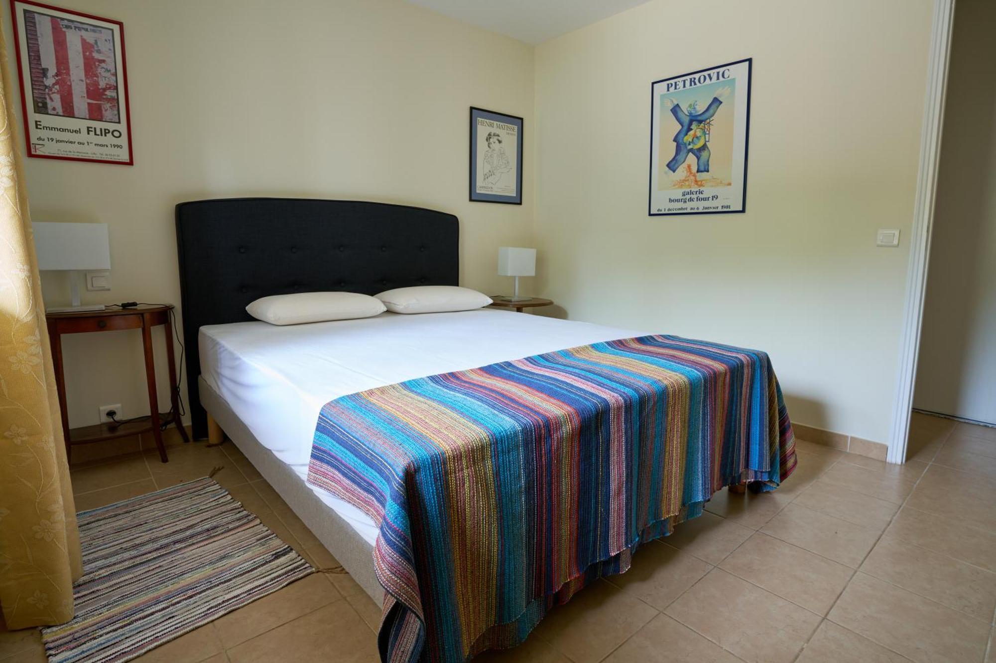 Maison Familiale Avec Jacuzzi, Quartier Calme Hébergement de vacances *
