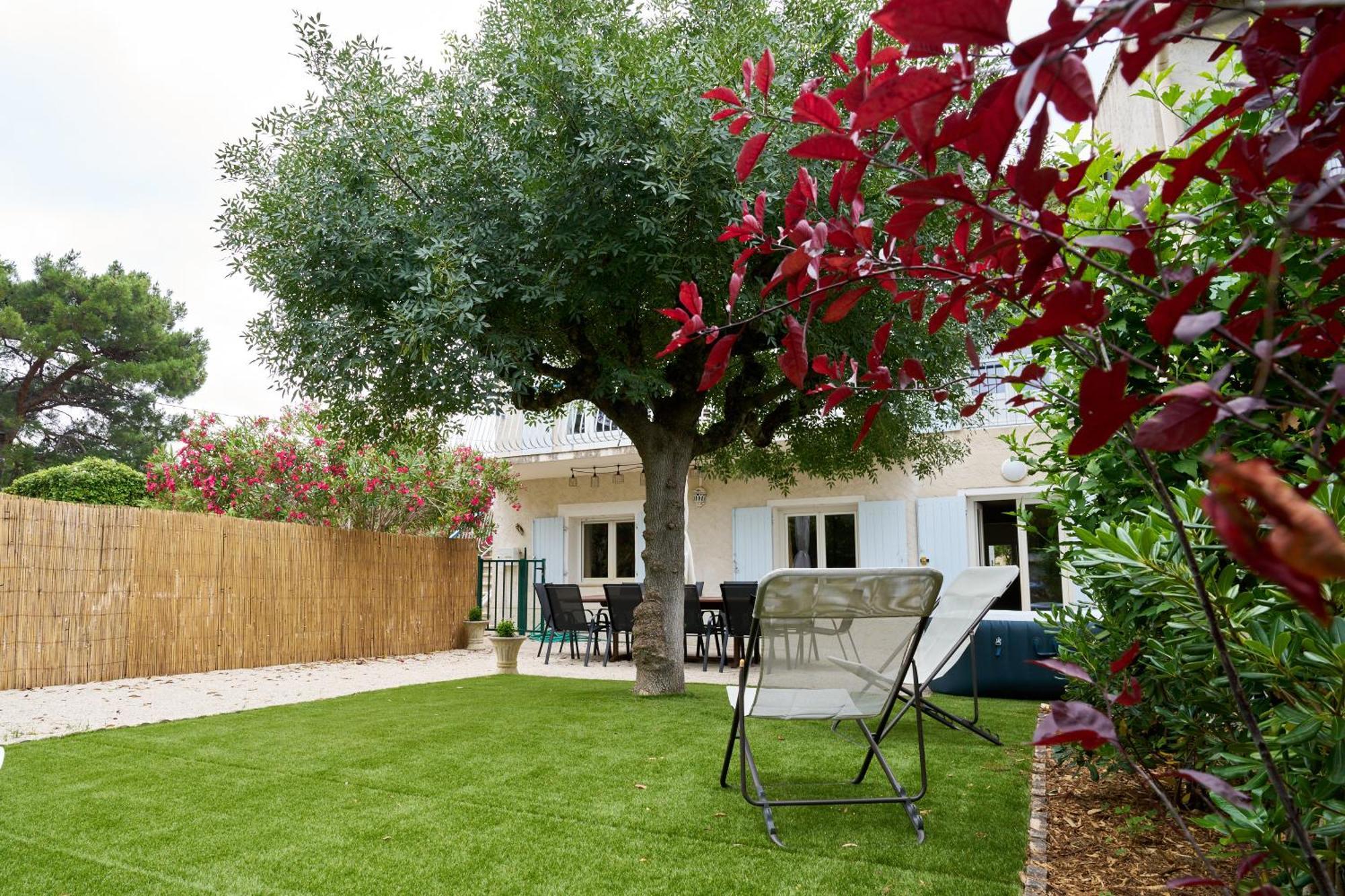 Hébergement de vacances Maison Familiale Avec Jacuzzi, Quartier Calme Avignon