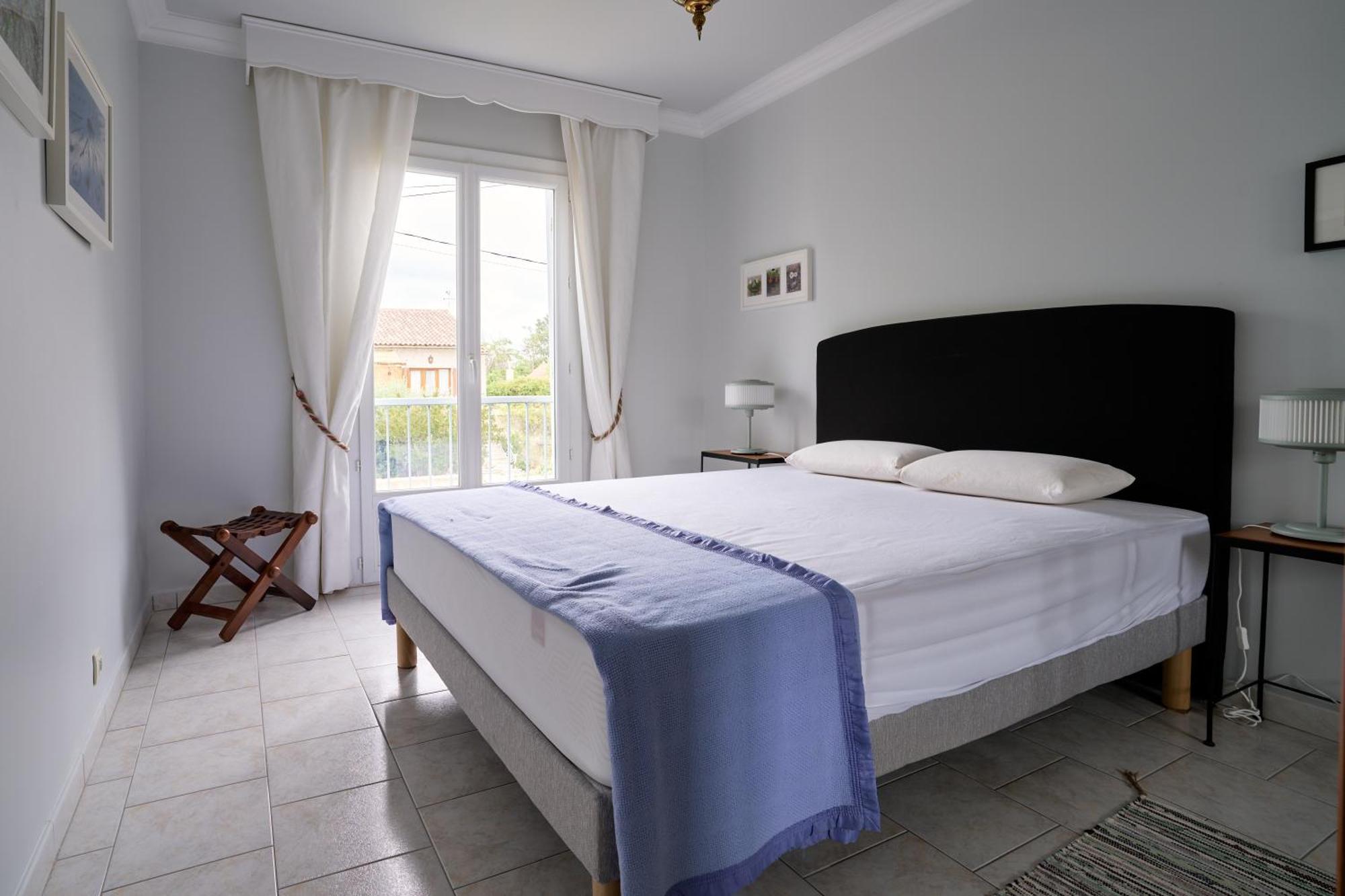 Maison Familiale Avec Jacuzzi, Quartier Calme Holiday home *